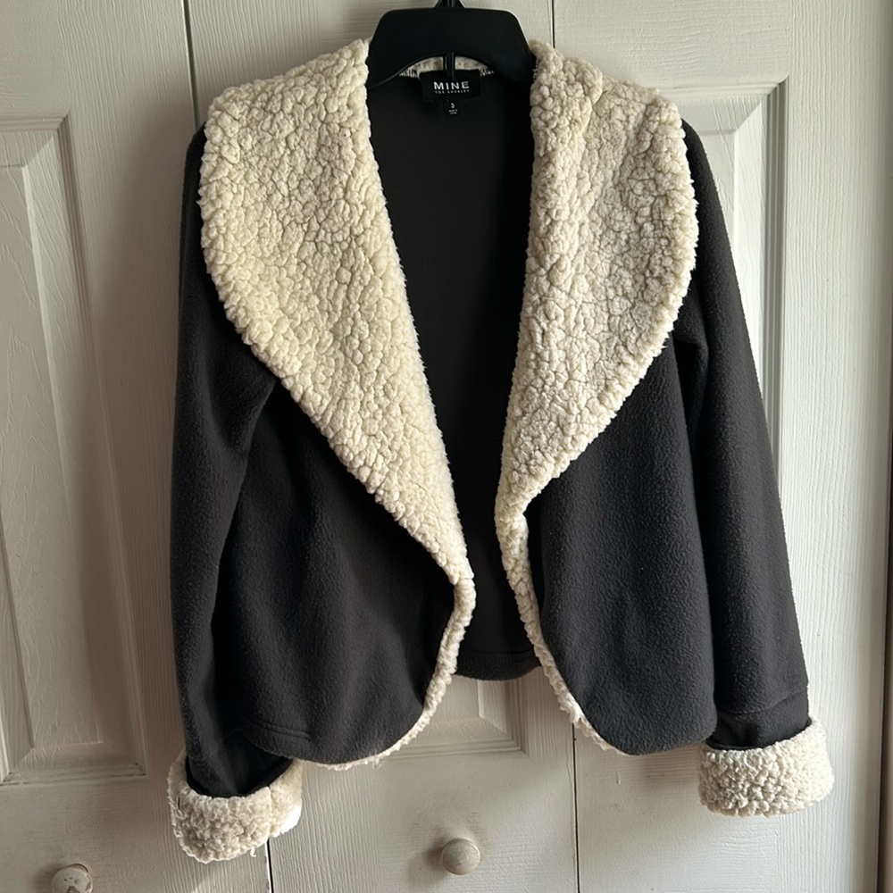 Sherpa Trimmed Jacket 💕. Small